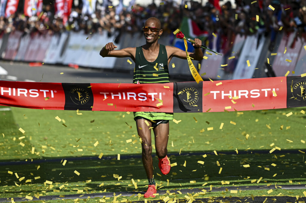 Steyn and Dijana Lead the Field at 2025 Comrades Marathon