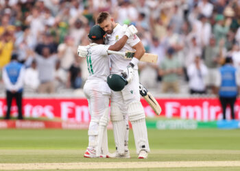 Unbroken Stand Puts South Africa on Brink: Markram and Bavuma Dig In
