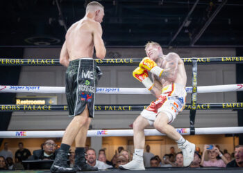 Respect Earned, Rivalry Ended: Thysse Halts Knapp in Ninth-Round Classic