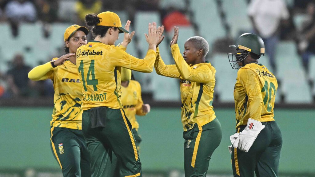 Proteas Women outclass India to secure victory in first T20I in Durban