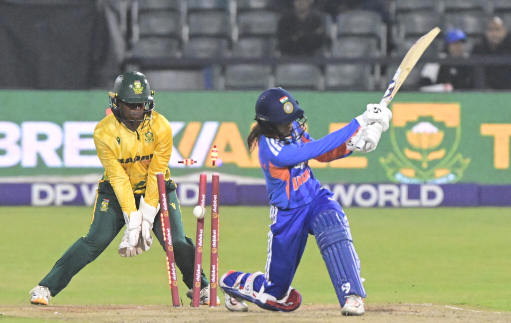 Sharma Five-For helps India overcome Proteas women in fourth T20I