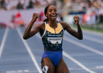 Sekgodiso Smashes PB and Simbine Dips Under 10 as Team SA Builds Momentum in Paris