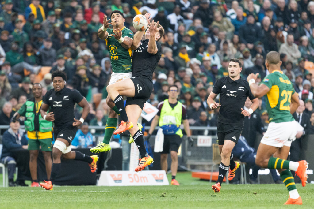 Springboks Outmuscle All Blacks in Soweto Thriller to Take Series Lead