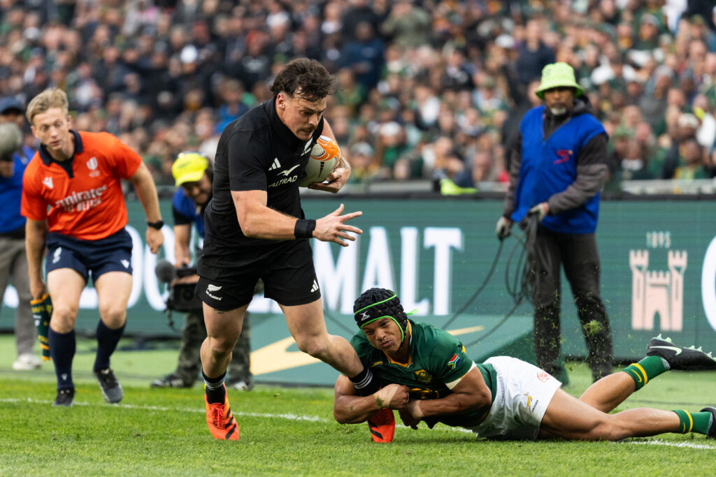 Springboks Outmuscle All Blacks in Soweto Thriller to Take Series Lead