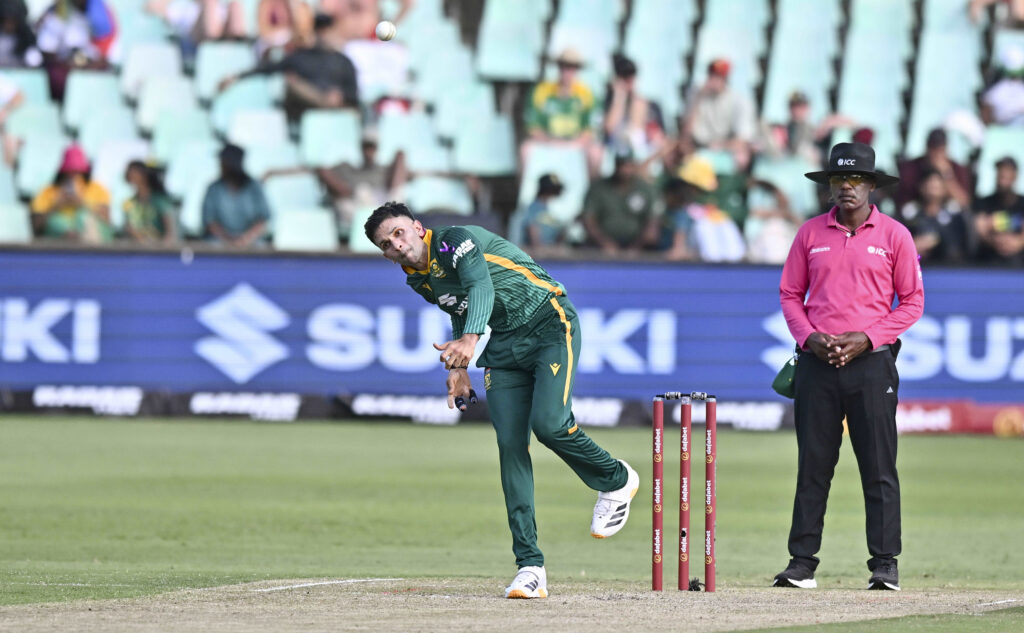 Breetzke’s Brilliance and Maharaj’s Magic Secure First Blood for Proteas in Durban