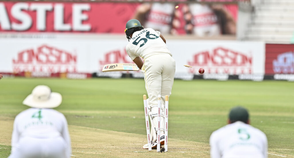 SA vs AUS 1st Test: Renshaw Marathon and Lyon Stand Deflate Proteas in Durban
