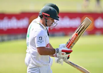 SA vs AUS 1st Test: Cummins and Smith Stifle Proteas as Australia Build 139-Run Lead