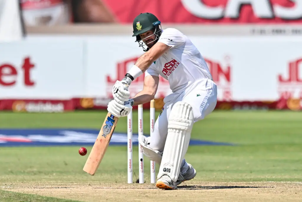 SA vs AUS 1st Test: Cummins and Smith Stifle Proteas as Australia Build 139-Run Lead